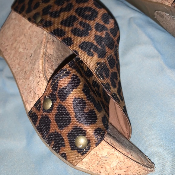 LUCKY BRAND CHEETAH CORK wedges womens size 5.5 - Picture 8 of 12
